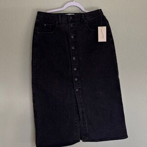 Black Button-Front Denim Skirt
